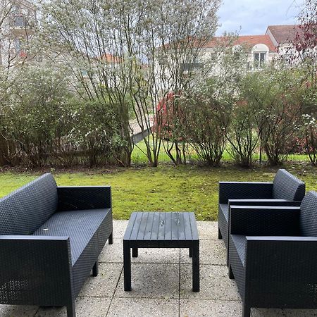 1 Bedroom With Garden, Train Station, Disneyland, Val D'Europe Bussy-Saint-Georges Exterior foto
